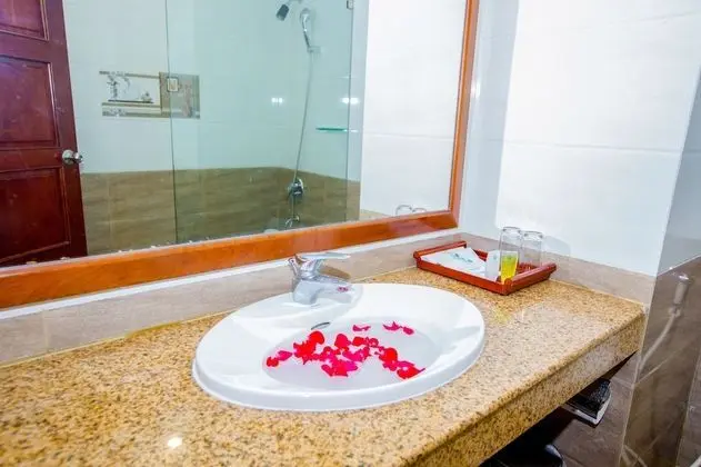 Deluxe İki Ayrı Yataklı Oda, Kısmi Deniz Manzaralı