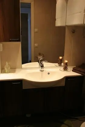 Luxury Apart Daire, 2 Yatak Odası, Sauna (Bed Linens Available for Extra Cost)