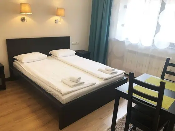 Standard Stüdyo, 1 En Büyük (King) Boy Yatak