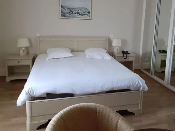 Chambre 1 Pièce 1 Personne 1 bébé