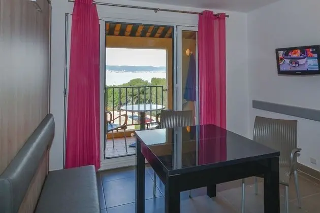 Apart Daire, 3 Yatak Odası, Balkon