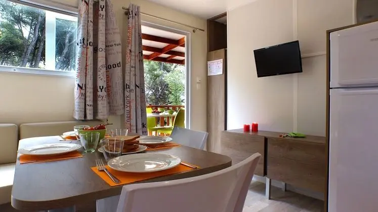 Karavan, 2 Yatak Odası (5 Pers)