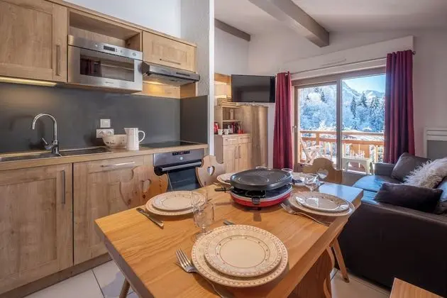 Apart Daire, 2 Yatak Odası, Balkon