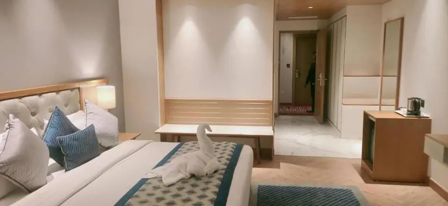 Elite Room