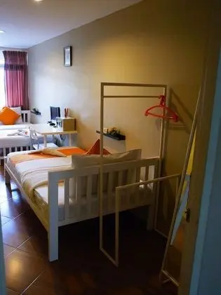 Standard Twin Room with Shared Bathroom