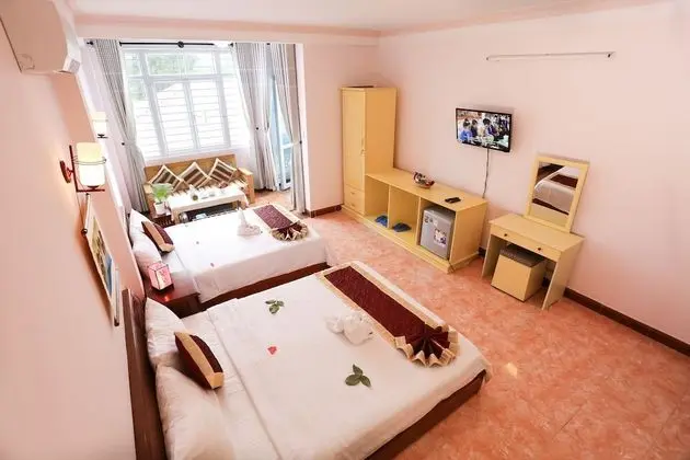 Deluxe Tek Büyük veya İki Ayrı Yataklı Oda (with Window)