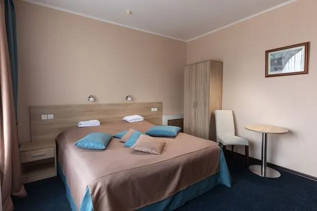 Comfort Tek Büyük Yataklı Oda