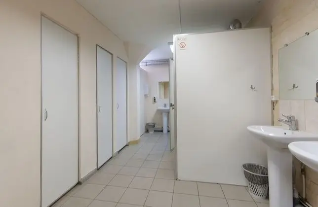 Economy İki Ayrı Yataklı Oda, Ortak Banyo