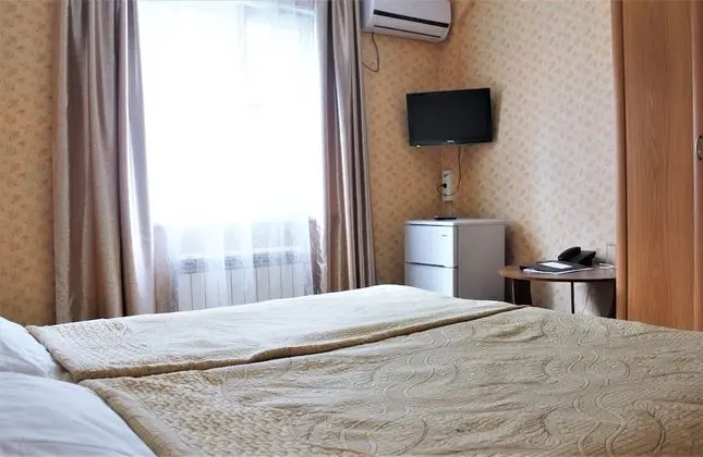 Standard Tek Büyük Yataklı Oda