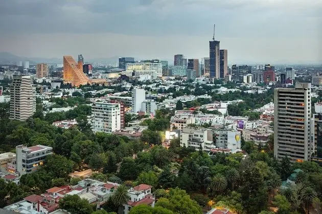Oda, 1 En Büyük (King) Boy Yatak, Şehir Manzaralı