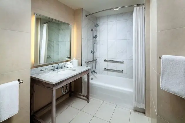 Oda, 2 Büyük (Queen) Boy Yatak, Resort Manzaralı (Hearing Accessible)