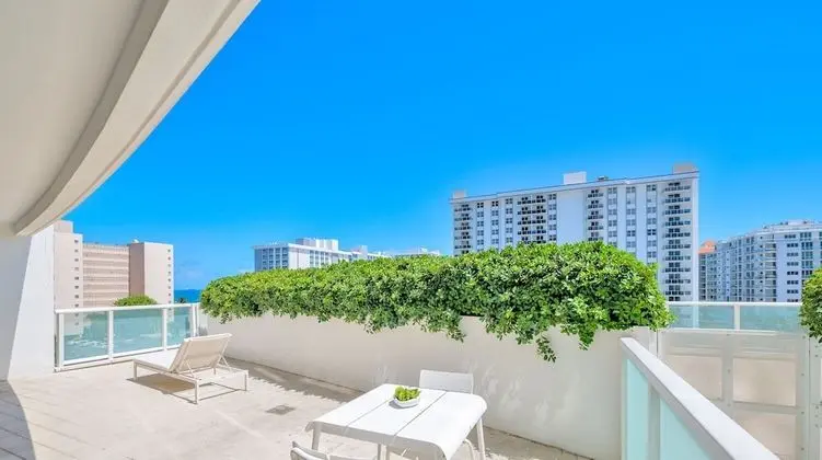 Condo 503