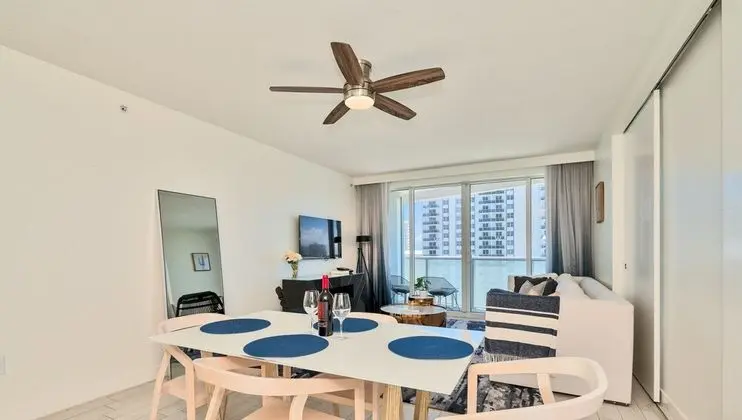 Condo - 601