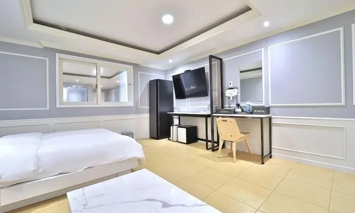 Premium Tek Büyük Yataklı Oda