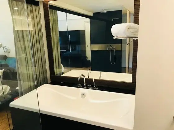Stüdyo (Room)