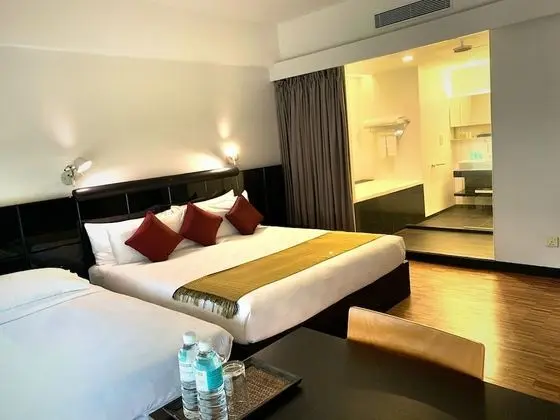 Stüdyo (Room)