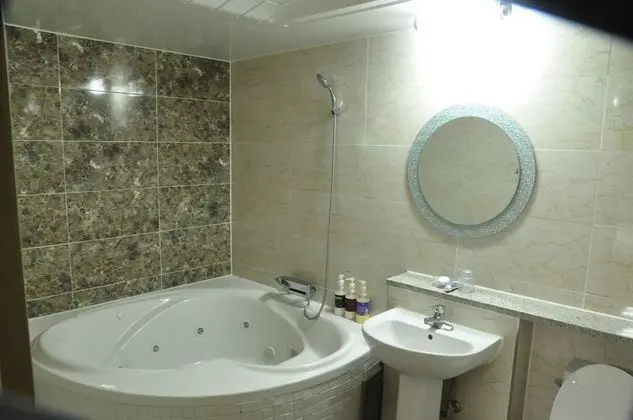 Deluxe Room - Extra person charge 10,000 KRW on site more than 2 people