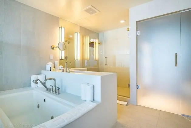 Luxury Süit, 2 Yatak Odası, Mutfak, Kısmi Deniz Manzarası