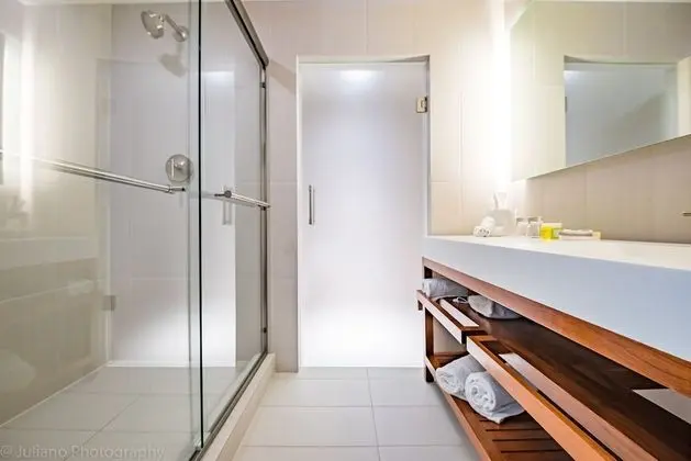Luxury Süit, 2 Yatak Odası, Mutfak, Kısmi Deniz Manzarası
