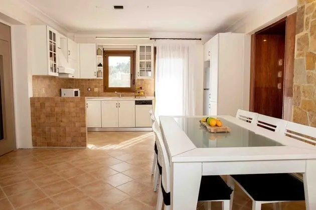 Beach Villa with 4 Bedrooms