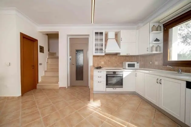 Beach Villa with 4 Bedrooms