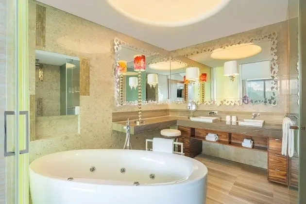 Wow Suite, Süit, 1 Yatak Odası, Havuz Manzaralı