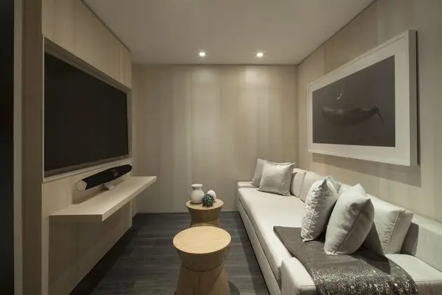 Suite, 3 Bedrooms, Oceanfront(Amplified E-Wow)
