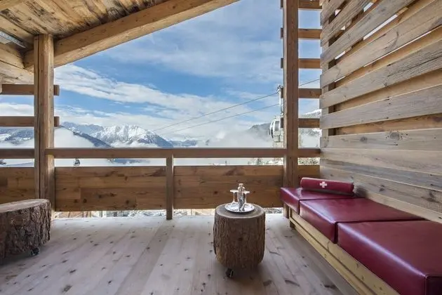 Junior Stüdyo Süit, 1 En Büyük (King) Boy Yatak ve Çekyat, Balkon, Dağ Manzaralı (Balcony)