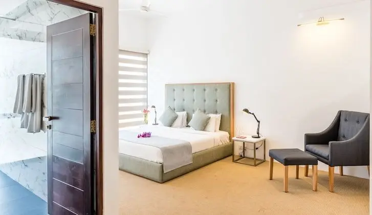 Deluxe Oda, 1 En Büyük (King) Boy Yatak