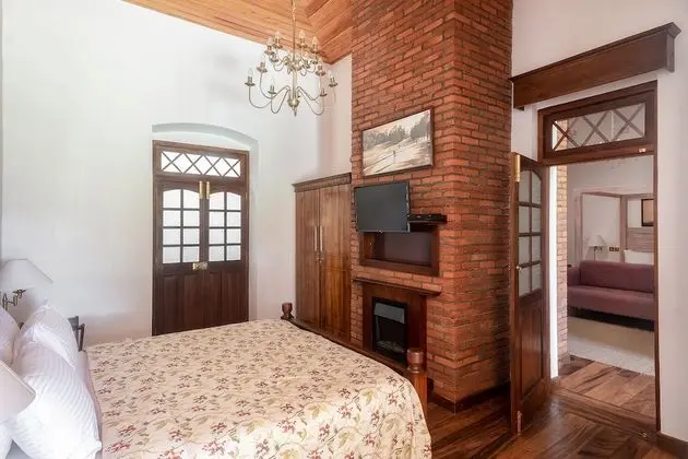 Deluxe Tek Büyük Yataklı Oda, 1 Çift Kişilik Yatak, Bahçe Manzaralı