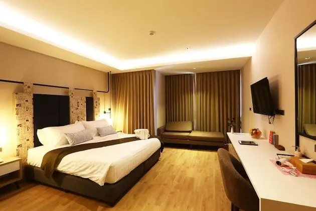 Deluxe Tek Büyük Yataklı Oda
