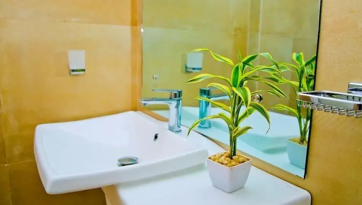 Deluxe Tek Büyük Yataklı Oda, Özel Banyo