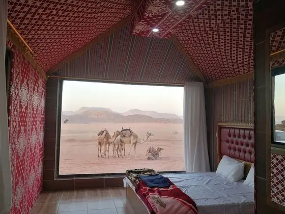 Deluxe Dört Kişilik Oda