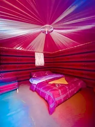 Single Tent