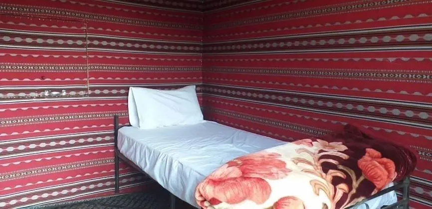 Traditional Tek Kişilik Oda