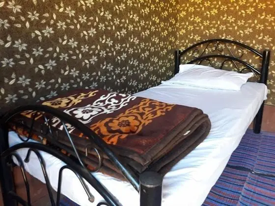 Traditional Tek Kişilik Oda