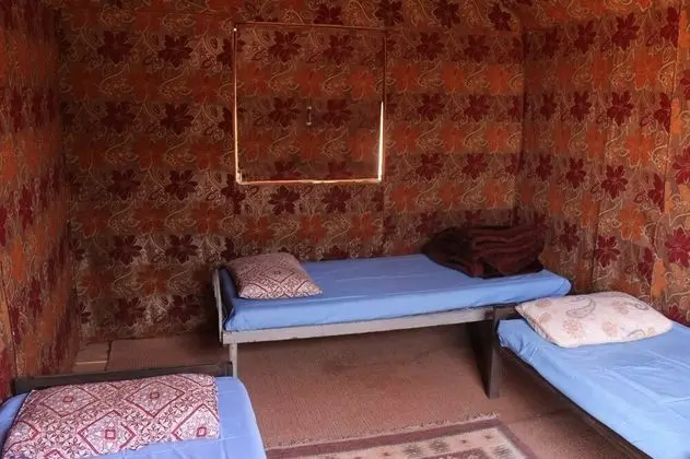 Basic Çadır, 3 Tek Kişilik Yatak, Sigara İçilmez