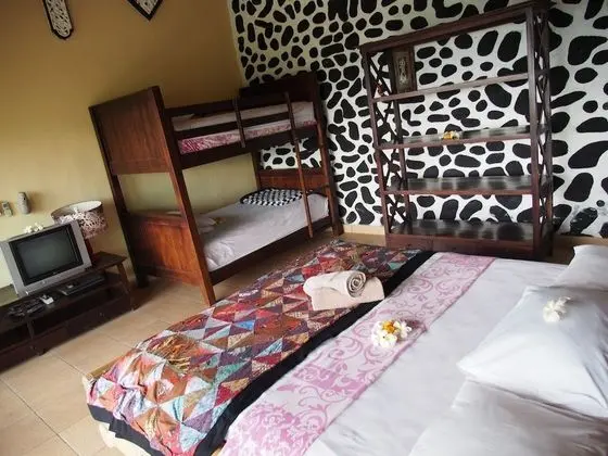 Deluxe Dört Kişilik Oda