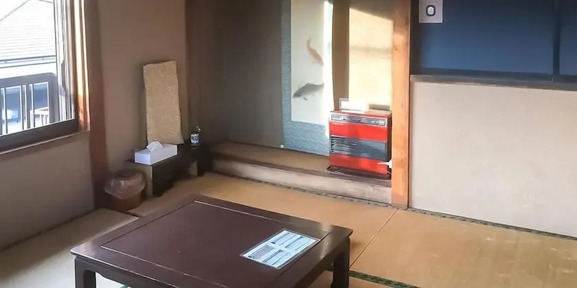 Basic İki Ayrı Yataklı Oda, Ortak Banyo