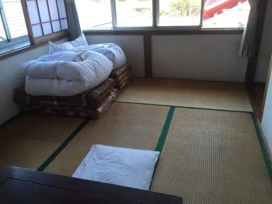 Basic Oda, Ortak Banyo