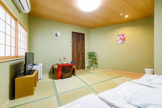 Traditional Oda, Şehir Manzaralı (Japanese Style, for 3 Persons)
