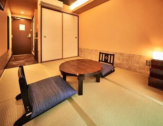 Traditional Oda, Bahçe Manzaralı (Standard Japanese Style)