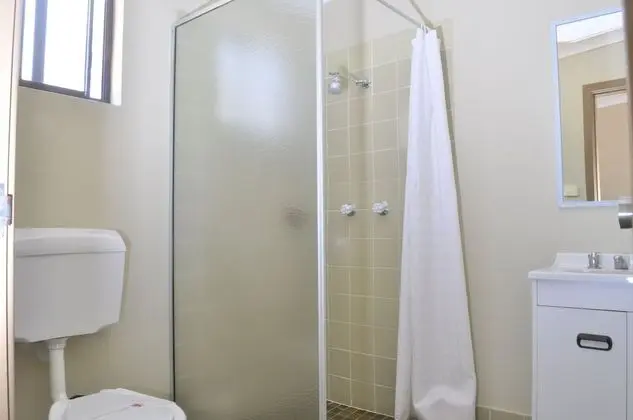 Basic Kulübe, Birden Çok Yatak