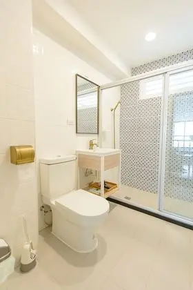 Economy Tek Büyük Yataklı Oda, Ortak Banyo