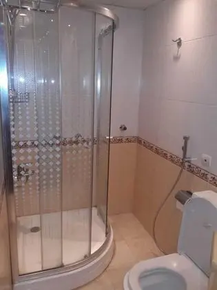 Üç Kişilik Oda