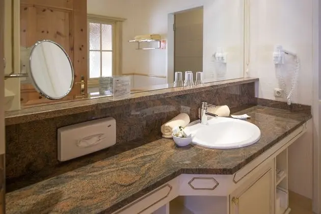 Deluxe Tek Büyük Yataklı Oda, Balkon