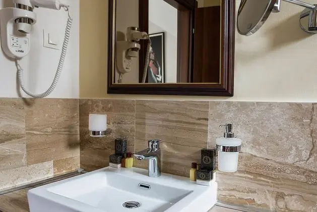 Standard Dört Kişilik Oda