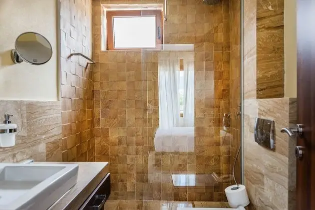 Standard Dört Kişilik Oda