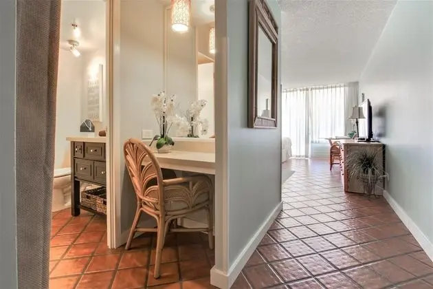 #1406 - The Beachcomber Studio with Full Kitchen