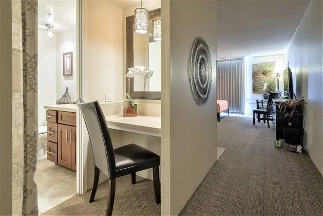 #1702 - The Palm Studio with Full Kitchen